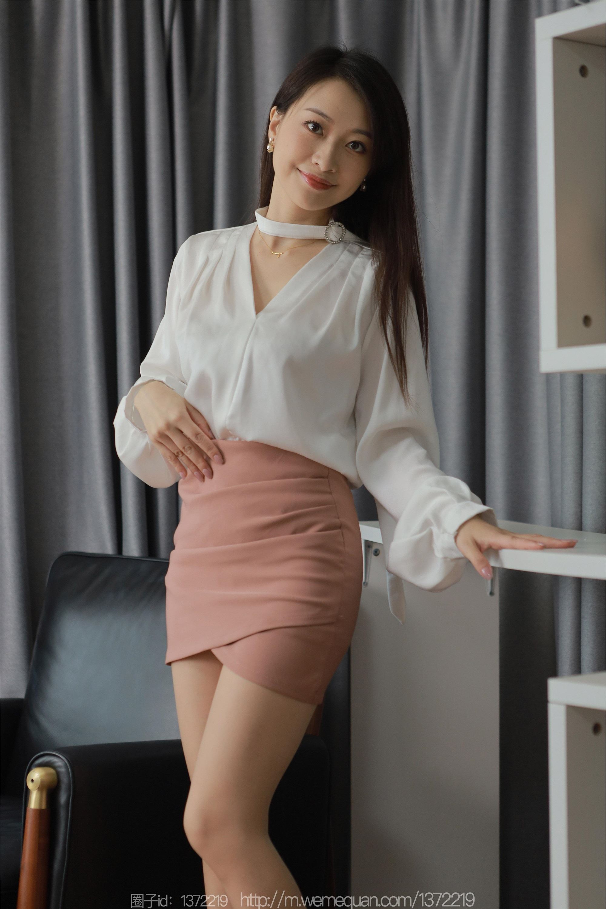 IESS异思趣向  2023.07.25 丝享家 1489 小婕《粉色的温柔》